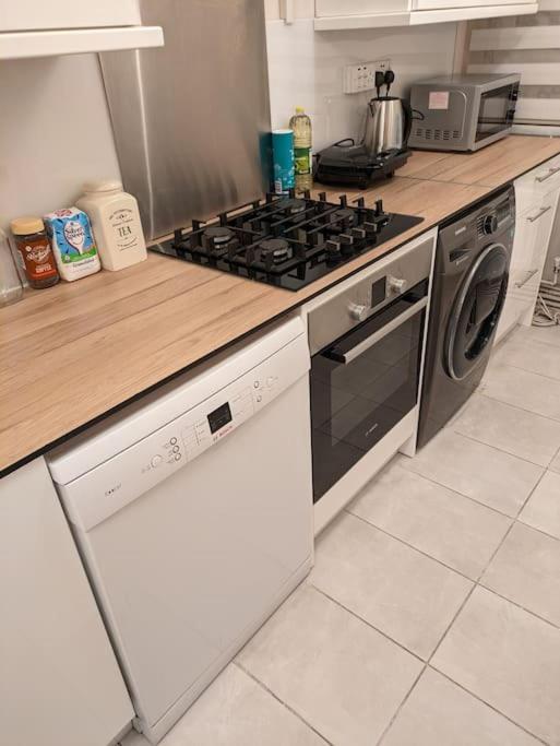 Flat, Apartment In Haggerston N1, Central Londýn Exteriér fotografie